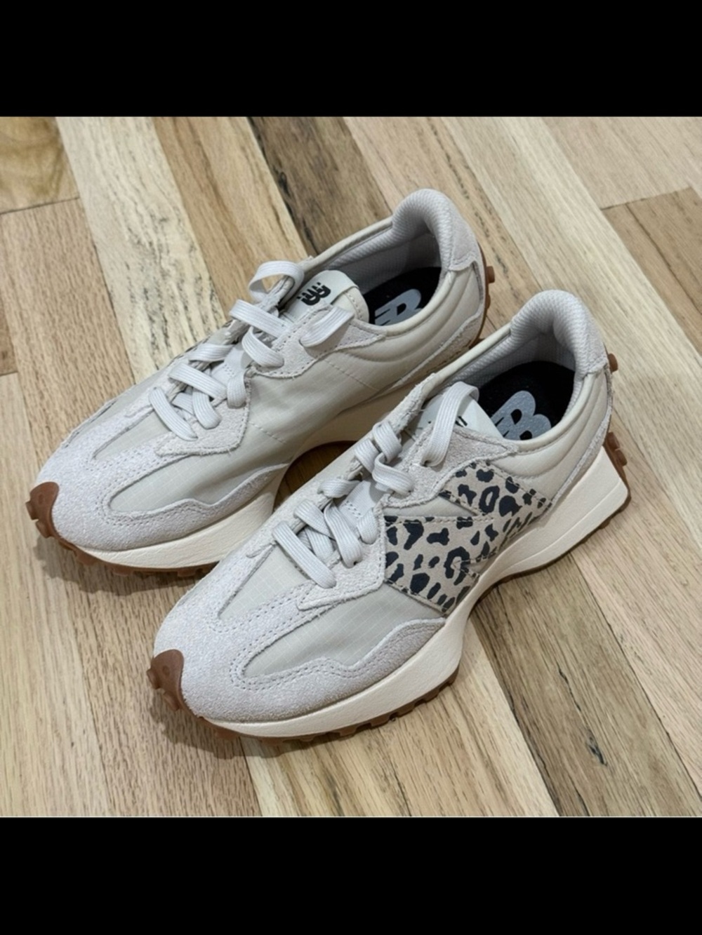 New Balance 327 Sneakers Linen/Sea Salt/Leopard - Picture 3 of 7